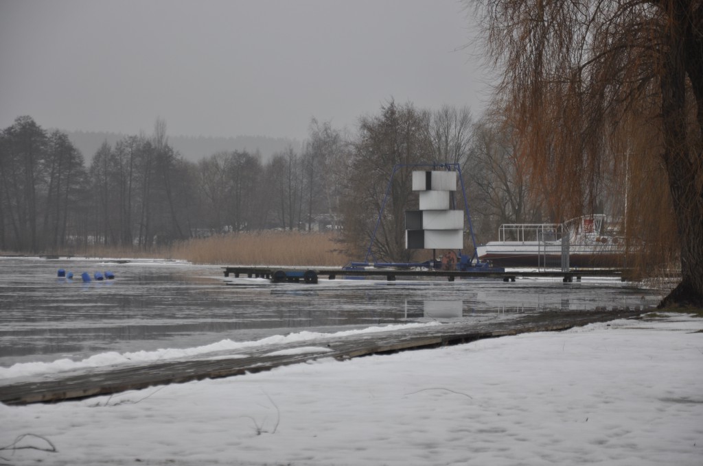 Chodzieska promenada w środku zimy