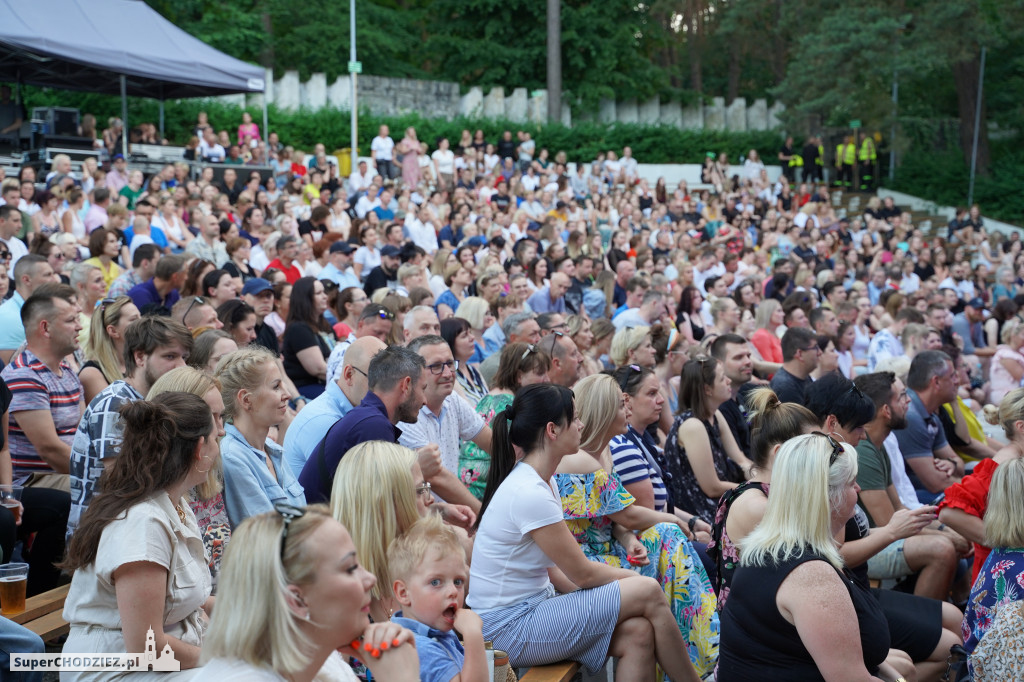 Koncert Ani Dąbrowskiej i Darii Zawiałow