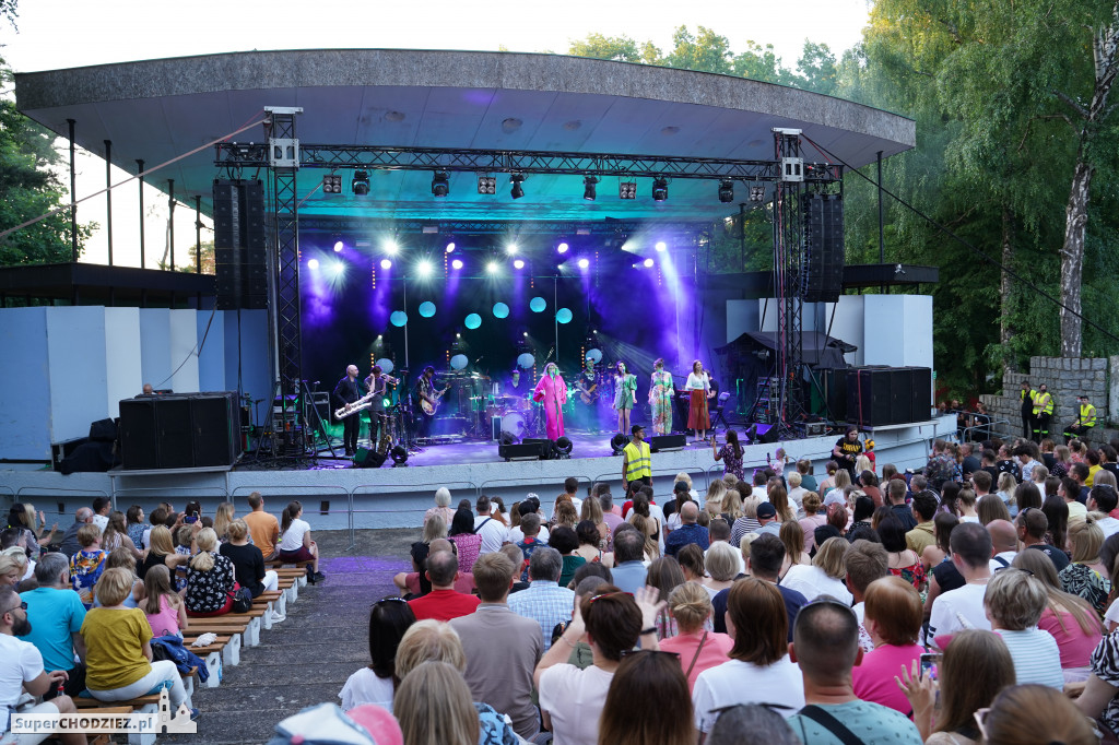 Koncert Ani Dąbrowskiej i Darii Zawiałow