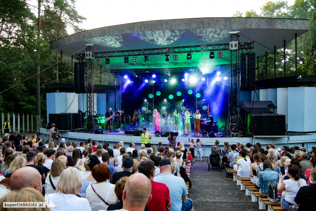 Koncert Ani Dąbrowskiej i Darii Zawiałow