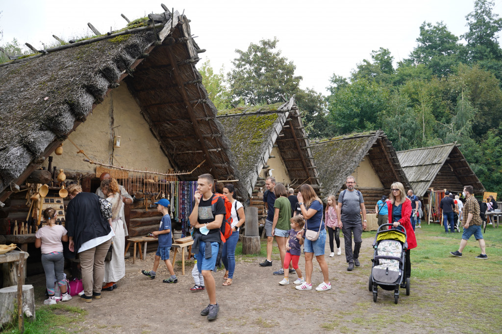 Festyn Archeologiczny w Biskupinie