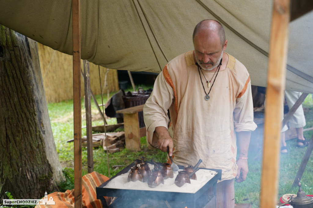 Festyn Archeologiczny w Biskupinie