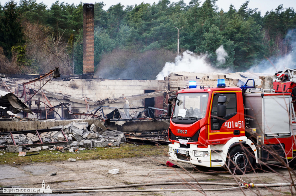 Potężny pożar w Szamocinie