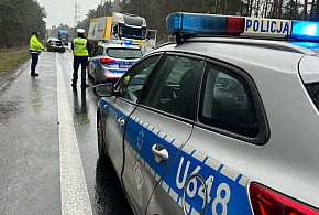 Wielkopolskie/ Po śmiertelnym wypadku koło Piły zablokowana dk nr 10-6864