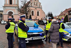 Policyjna akcja na chodzieskim rynku-10166