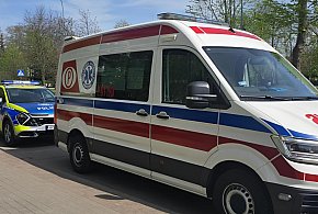 Chodzieska Policja szkoli z samoobrony ratowników medycznych-11219