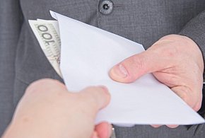 Zarabiasz bez firmy? Od 2026 roku wchodzi nowy, wyższy próg-12510