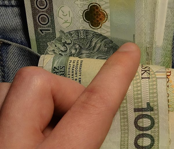 Nowe zasady 800 plus. ZUS sprawdzi zatrudnienie-12340