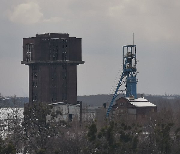 Pięcioletnie urlopy i nawet 170 tys. zł odprawy. Zmiany dla dużej grupy-12380