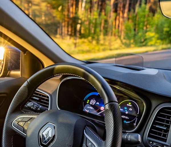 Masz to auto w garażu? Producent natychmiast wzywa na kontrolę!-12407