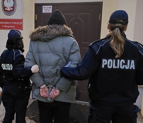 34-latek po narkotykach ukradł rower z parafii w Margoninie-12561