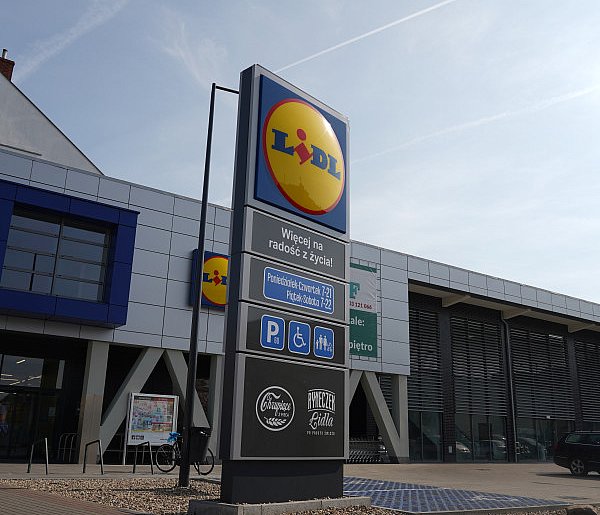 Lidl wycofuje popularne mięso. GIS wykrył niebezpieczne skażenie-12794