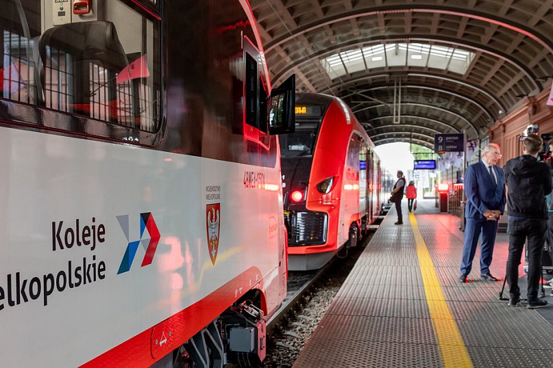 Nowe pojazdy, rozstrzygniecie konkursu „Pociąg do sztuki” oraz Targi TRAKO.